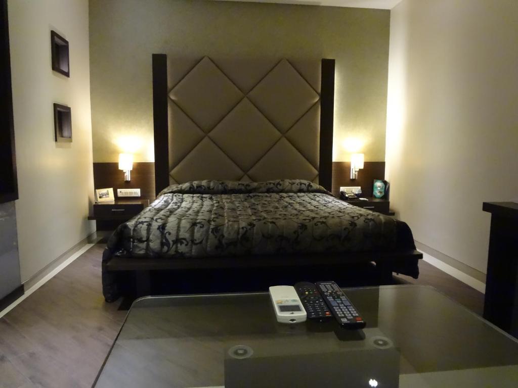 Hotel Capitol Thane Zimmer foto